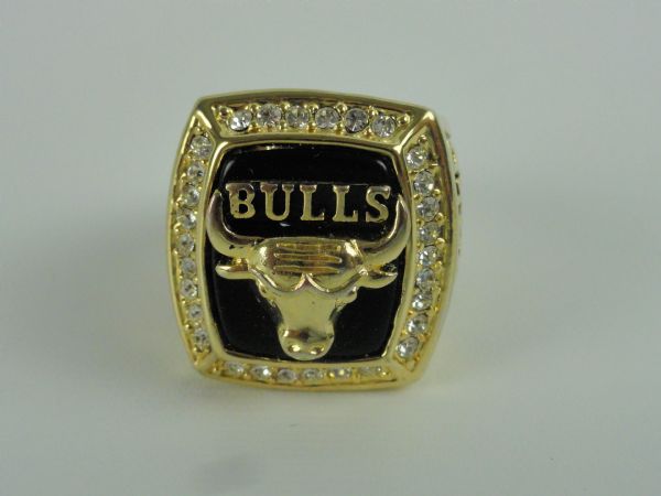 Michael Jordan 1990-91 Chicago Bulls Replica Ring