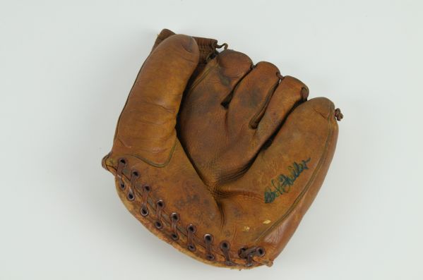 Bob Feller Autographed Signature Model Baseball Glove