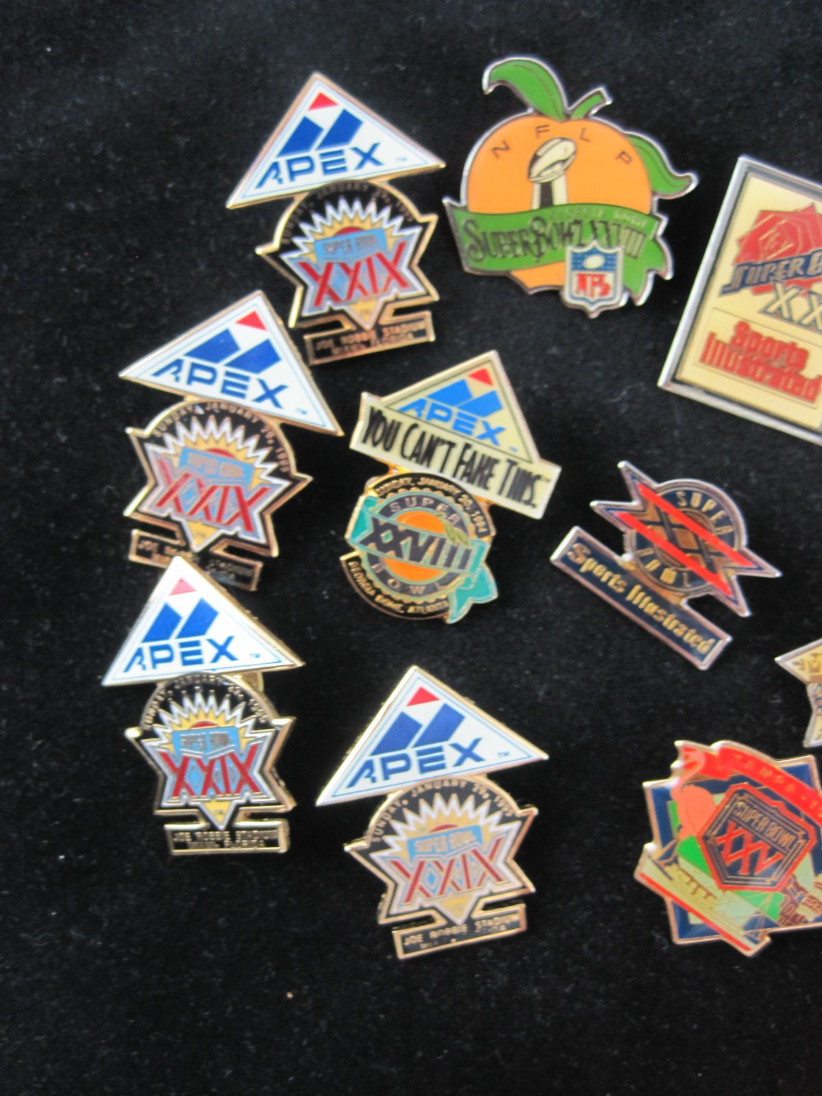 Lot Detail - NFL Collection of 20 Super Bowl Pins1200 x 1600