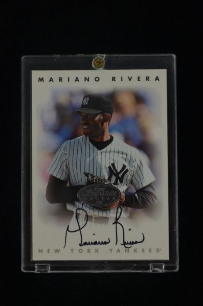 Mariano Rivera 1996 Leaf Signature Series Rookie Autographed Insert Card