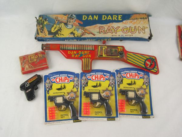 Collection of 5 Toy Guns w/1951 Dan Dare Ray Gun