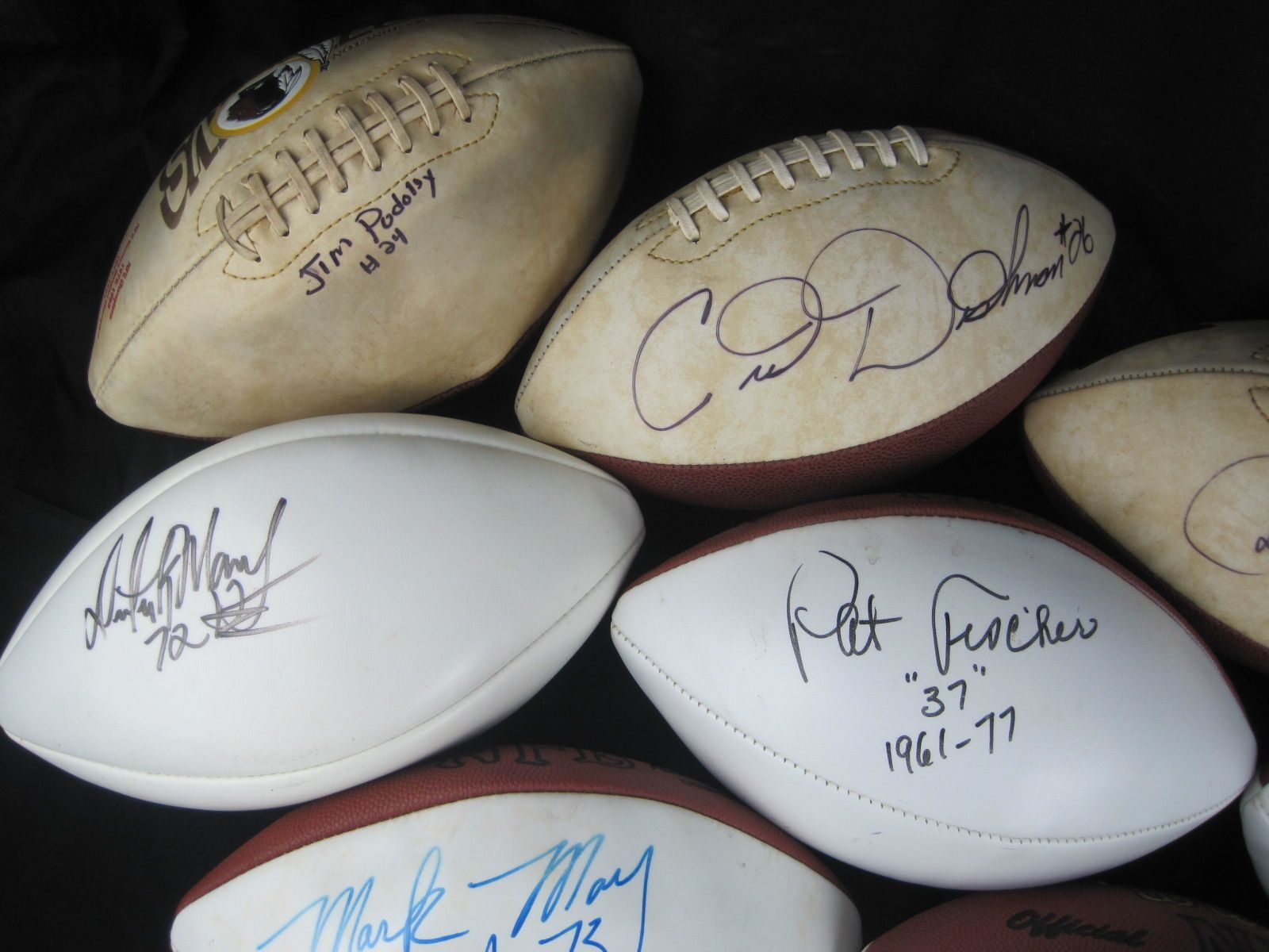 Lot Detail - Washington Redskins Collection Of 14 Autographed Footballs