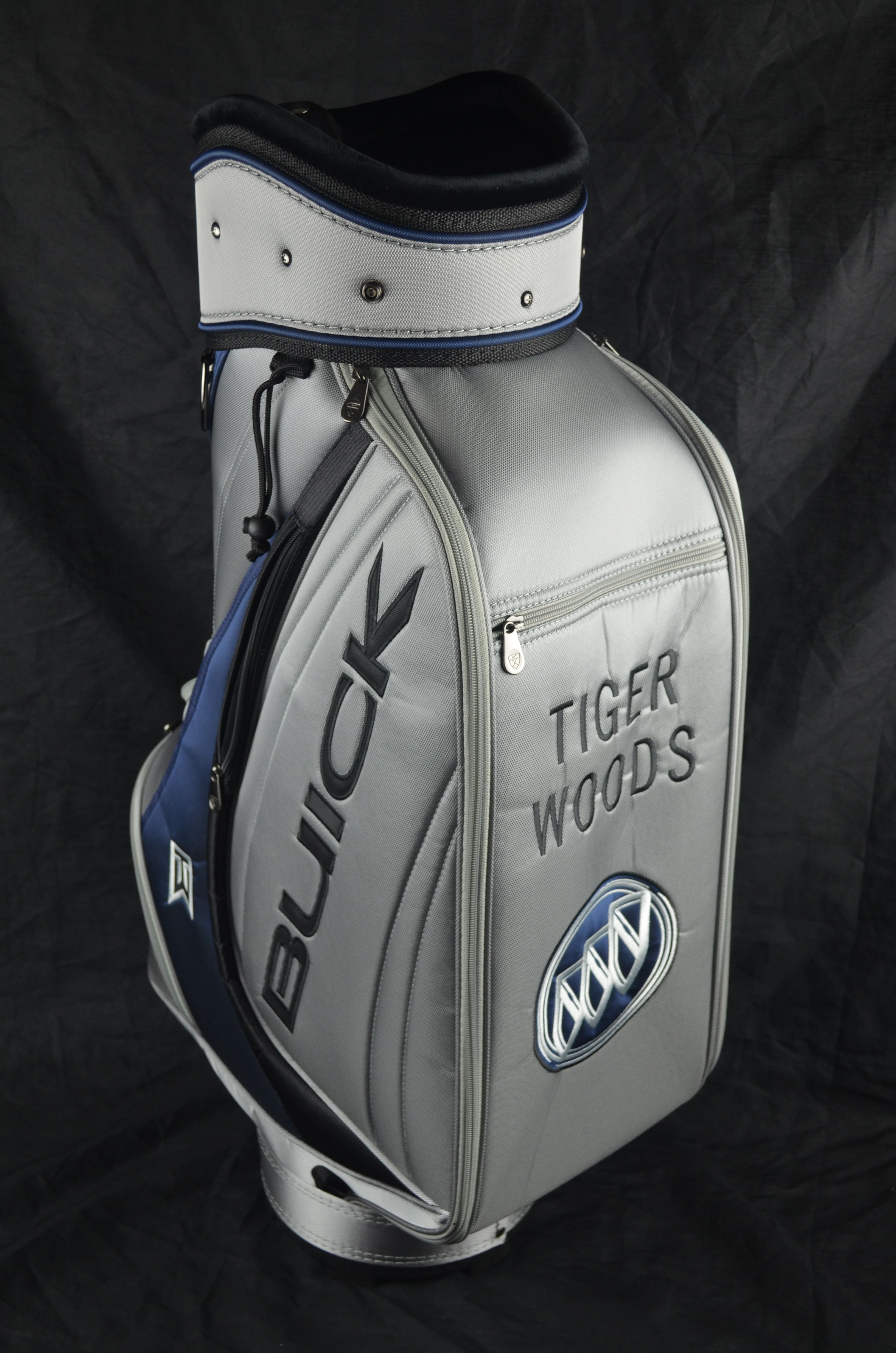 Lot Detail Tiger Woods Personal Tour Golf Bag