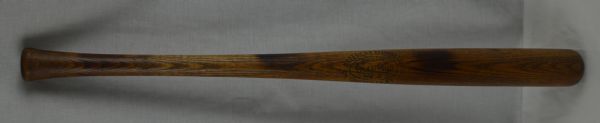 Vintage 1930s Hillerich & Bradsby Champions No.8 Store Model Bat