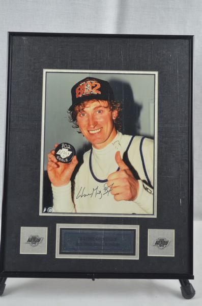 Wayne Gretzky Autographed 802 Goals Photo