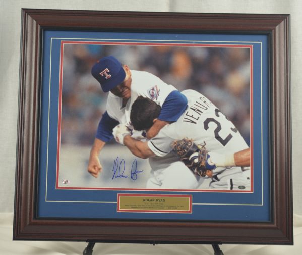 Nolan Ryan Autographed 16x20 Framed Photo