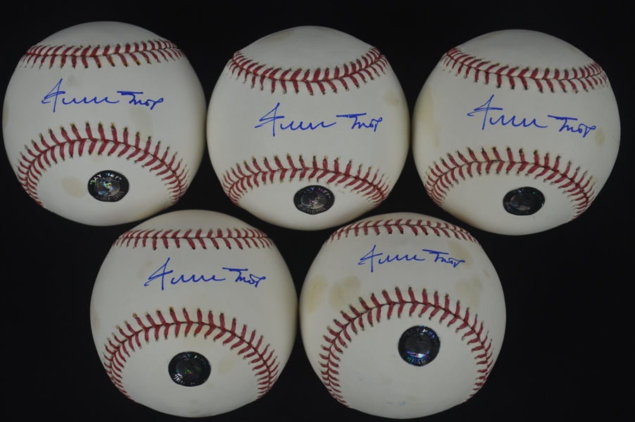 Willie Mays Lot of 5 Autographed Baseballs