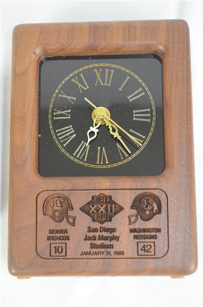 Super Bowl XXII Redskins vs Broncos Commemorative Clock
