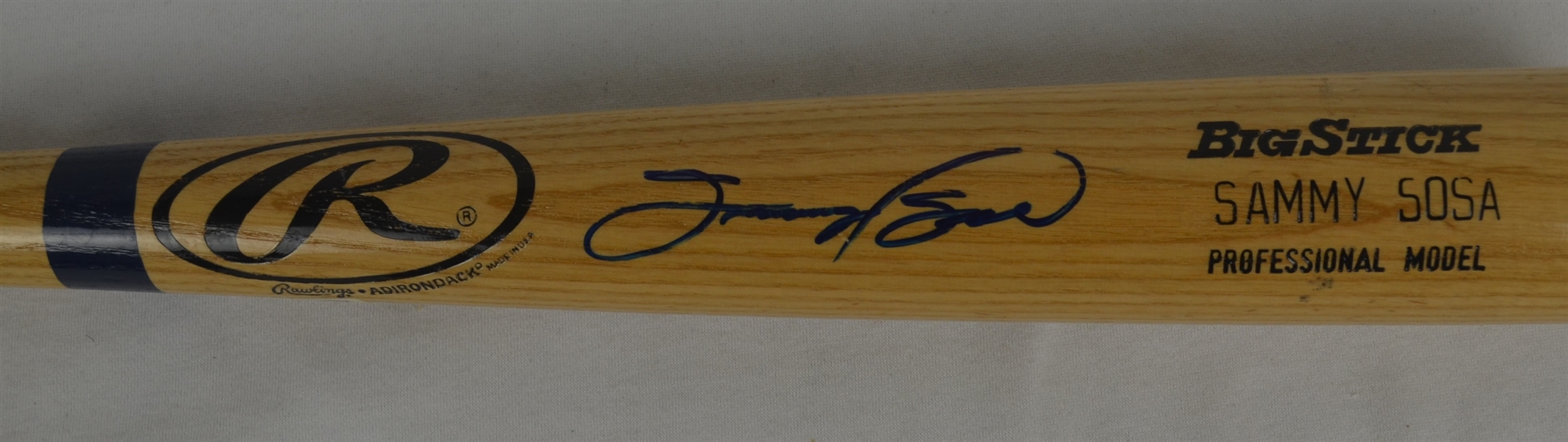 Sammy Sosa Chicago Cubs Autographed Bat