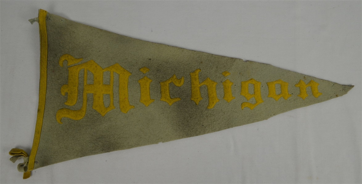 Vintage c. 1920s Michigan Wolverines Felt Pennant