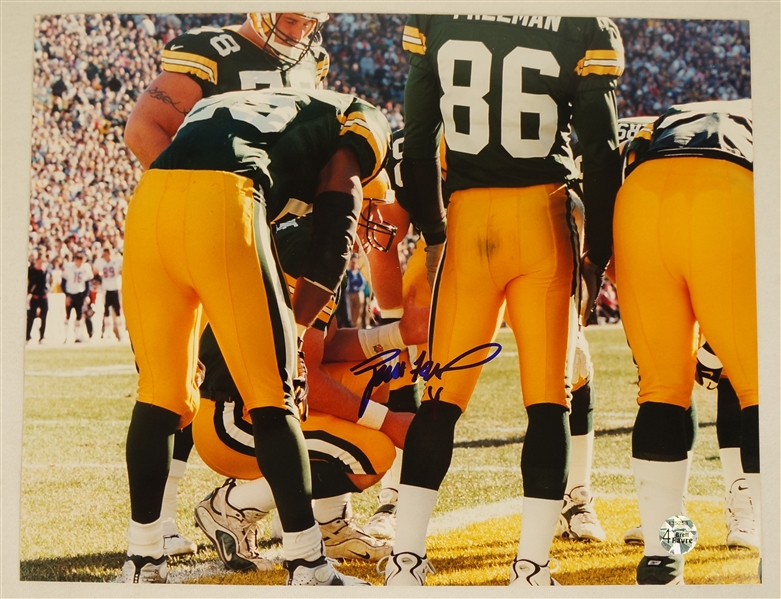Brett Favre Green Bay Packers Autographed 11x14 Huddle Photo