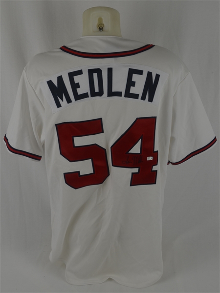 Kris Medlen Autographed Atlanta Braves  Jersey w/MLB Hologram
