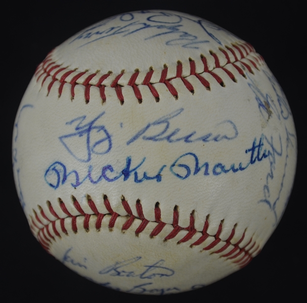 New York Yankees 1962 World Champion Team Signed Baseball