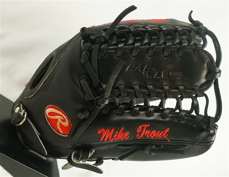 Mike Trout 2015 Los Angeles Angels Rawlings Professional Model Fielding Glove