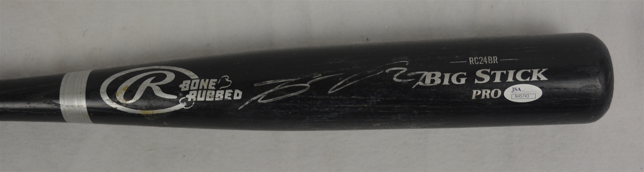 Carlos Gomez Autographed Black Louisville Slugger Professional Model Bat 