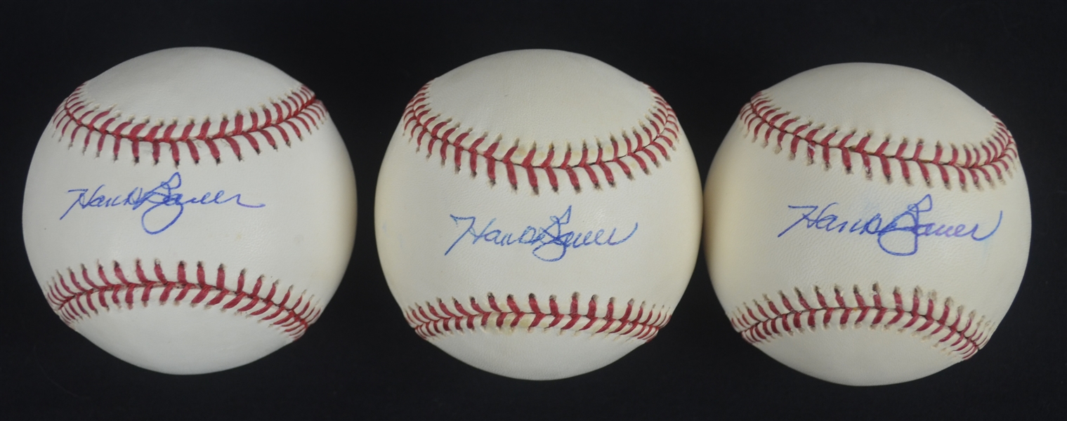 Hank Bauer Lot of 5 Autographed OML Baseballs 