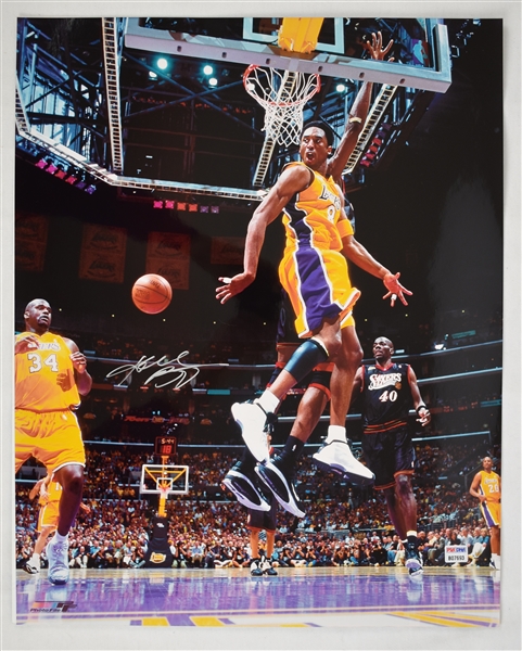 Kobe Bryant Los Angeles Lakers Autographed 16x20 Photograph