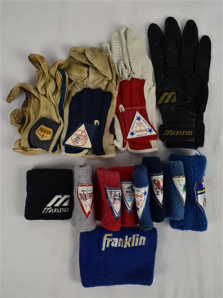 Minnesota Twins Collection of Professional Model Wristbands w/Medium Use