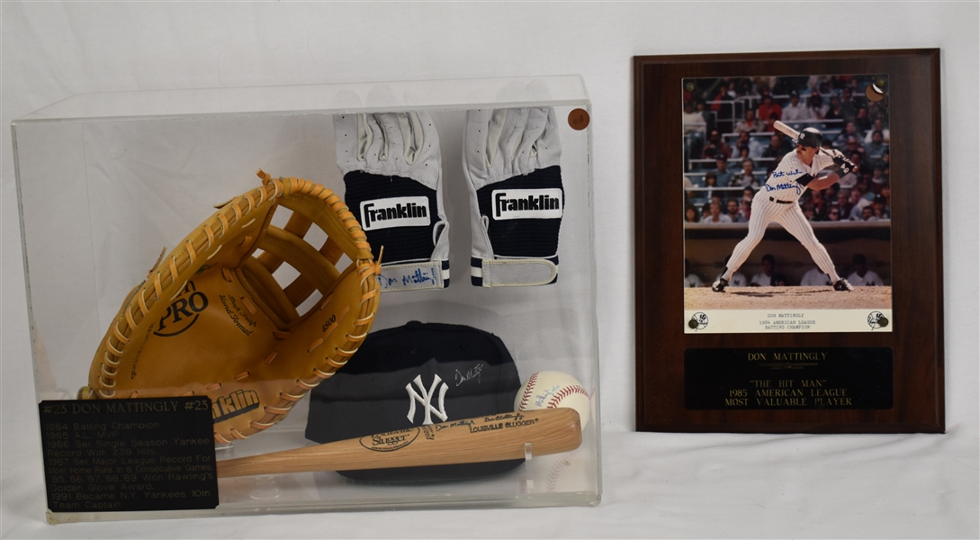 Don Mattingly Multi Autograph Display w/5 Signed Items