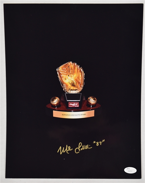 Mike Lavalliere Autographed Gold Glove 16x20 Photo