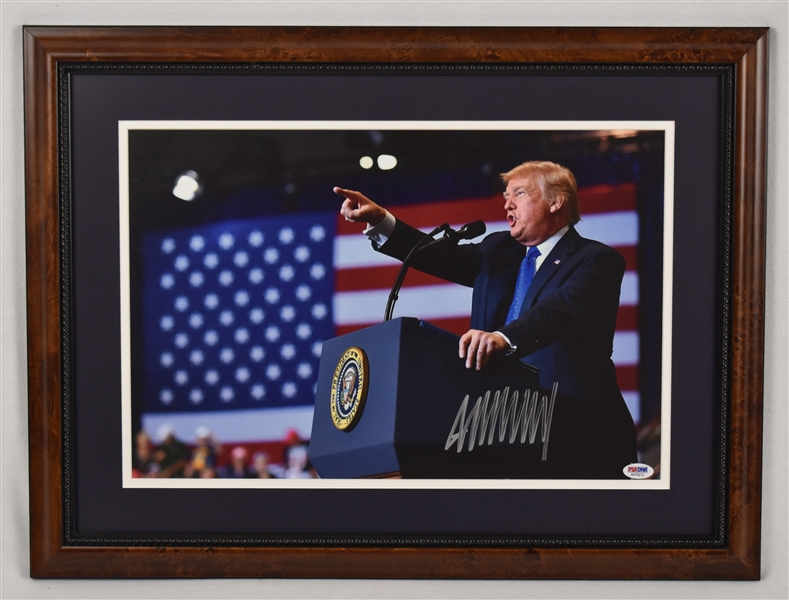 Donald Trump Autographed Framed Photo Horizontal PSA/DNA 