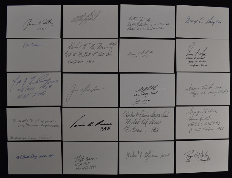 Medal of Honors Winners Signed Index Cards 