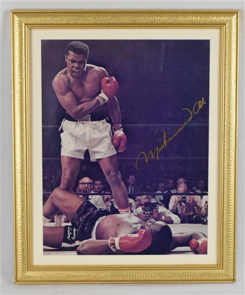 Muhammad Ali Vintage Autographed 16x20 Framed Photo