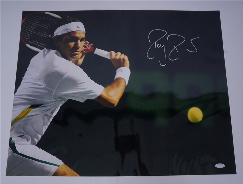 Roger Federer Autographed 16x20 Photo Steiner