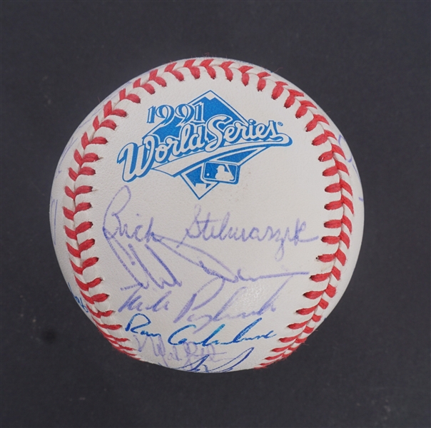 1991 Minnesota Twins Team Signed World Series Baseball w/ Kirby Puckett Beckett LOA