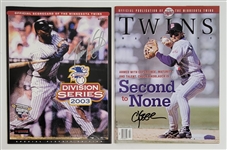 Lot of 2 Torii Hunter & Chuck Knoblauch Autographed Minnesota Twins Magazines Beckett