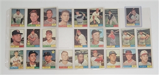 Lot of (25) 1961 Topps Baseball Cards w/ Brooks Robinson *Excellent Condition*