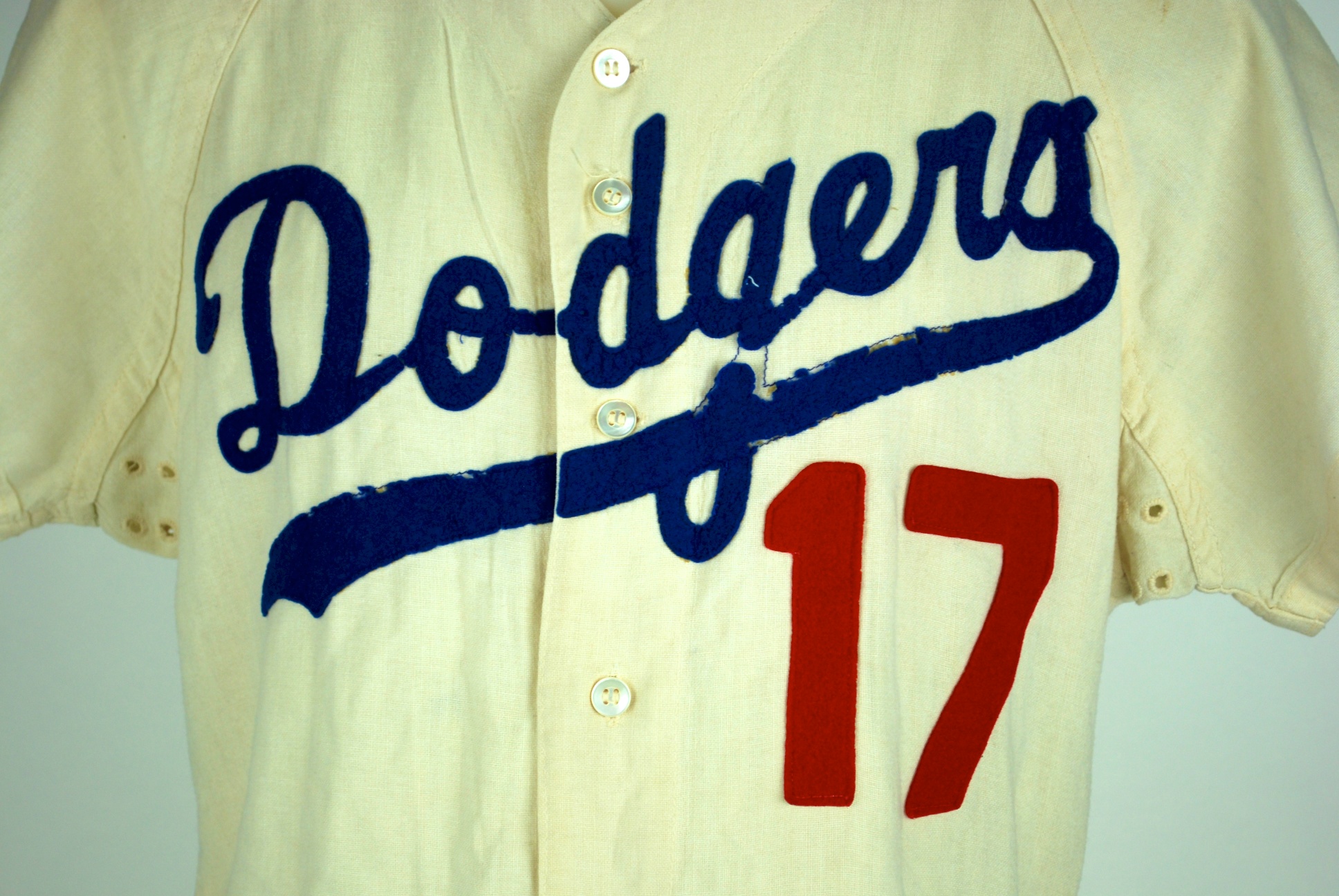 Lot Detail - 1964 WALLY MOON LOS ANGELES DODGERS GAME WORN HOME JERSEY