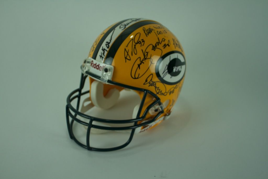 1997 Super Bowl XXXI Champion Green Bay Packers Team Signed Helmet