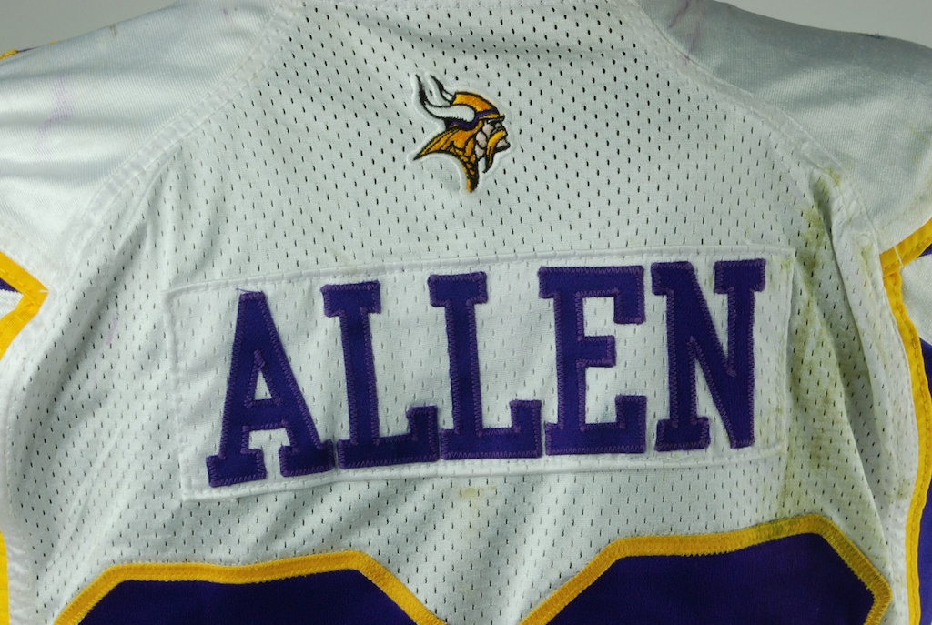 Lot Detail - 11/9/08 Jared Allen Minnesota Vikings Game-Used Home