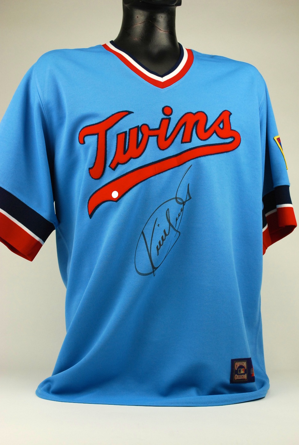 kirby puckett autographed jersey