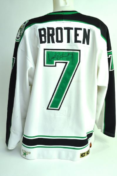 Neal Broten 1991-92 Game Used Autographed Jersey