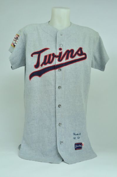 Tony Oliva 1969 Game Used Flannel Jersey w/Tony Oliva Letter of Provenance