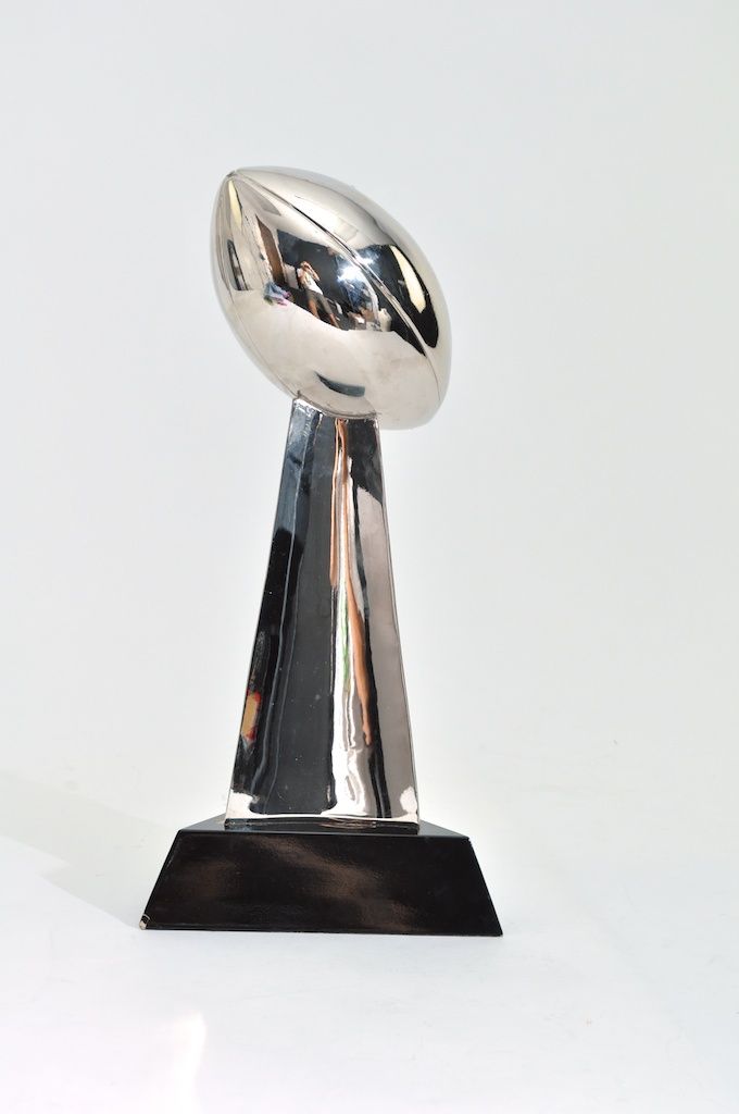 Sold at Auction: Vince Lombardi Replica Trophy Super Bowl IX