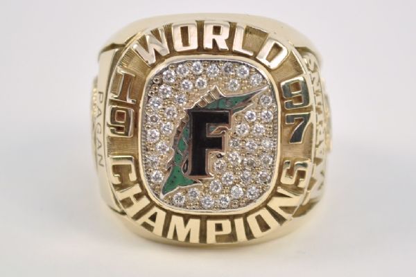 Florida Marlins 1997 World Series Champions 10K Gold & Diamond Ring