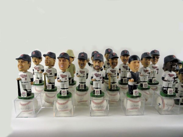 Minnesota Twins 1987 Autographed Baseball & Bobblehead Collection