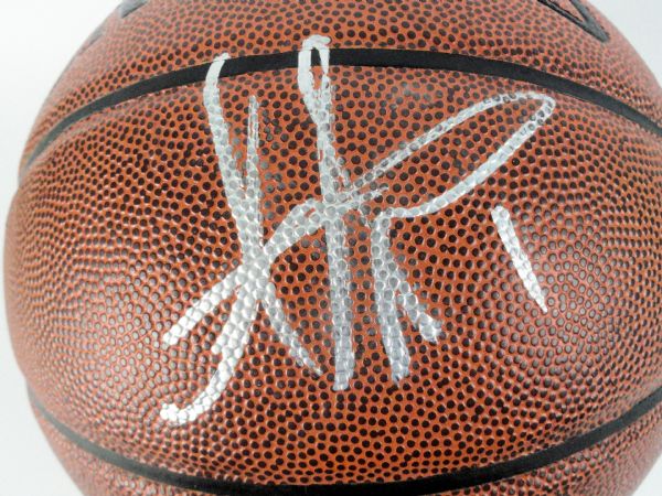 Amare Stoudemire Autographed Basketball