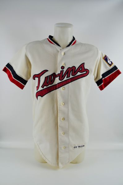 Bob Gebhard 1972 Minnesota Twins Rare Button Down Style Professional Model Jersey with Medium Use