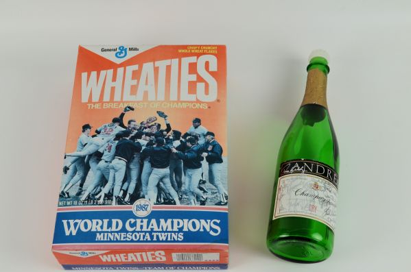 Minnesota Twins 1987 Team Signed Champagne Bottle From Division Clinching Game in Texas