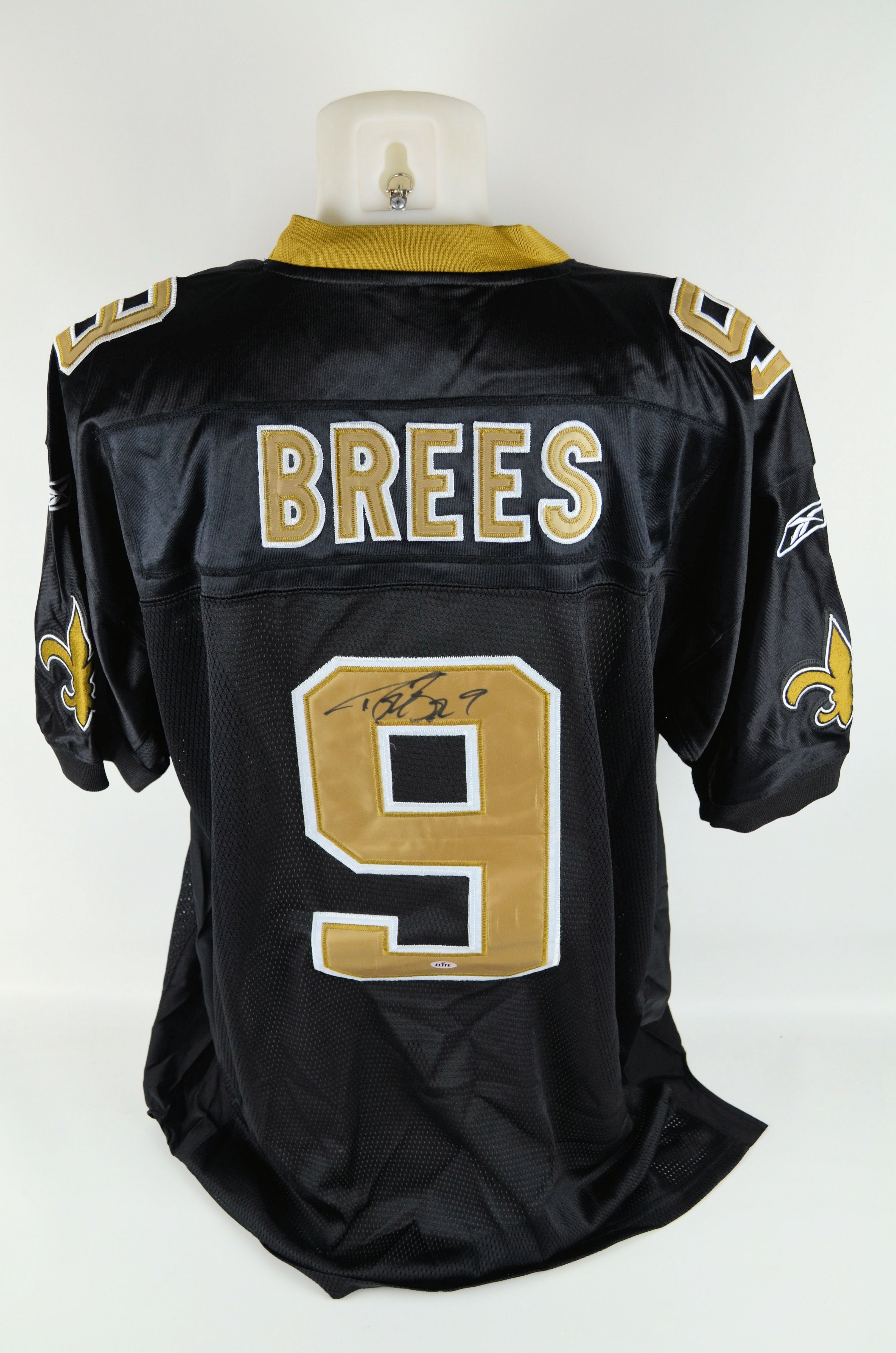 Sold at Auction: Drew Brees Autographed Jersey