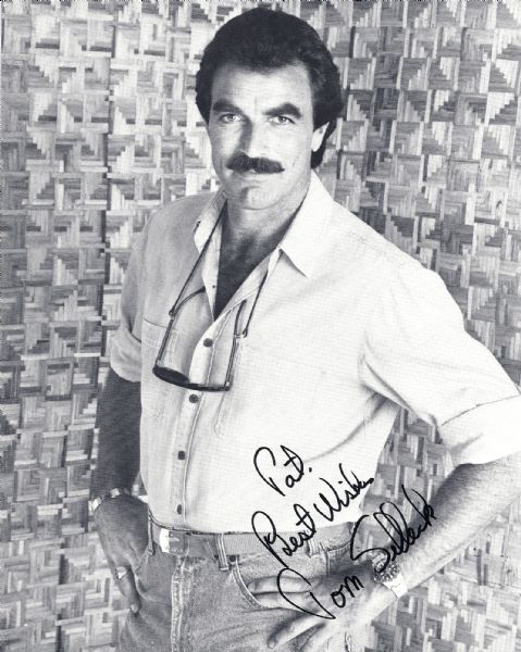 Tom Selleck Autographed 8x10 Photo & Detroit Tigers Baseball Card