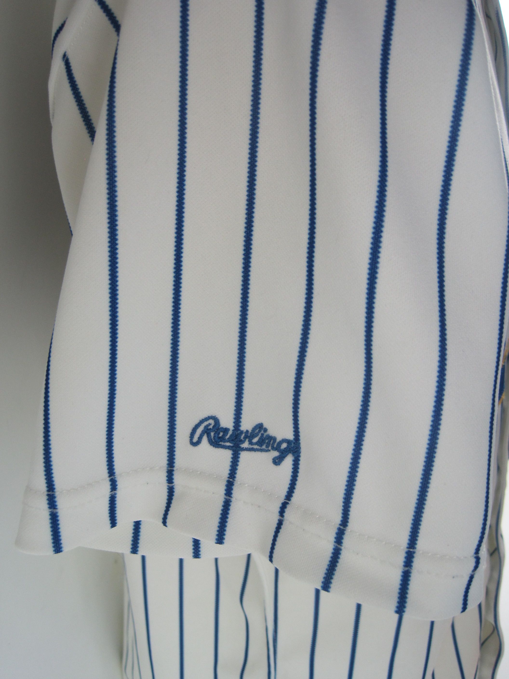 Lot Detail - Robin Yount 1990 Milwaukee Brewers Professional Model Jersey  w/Heavy Use