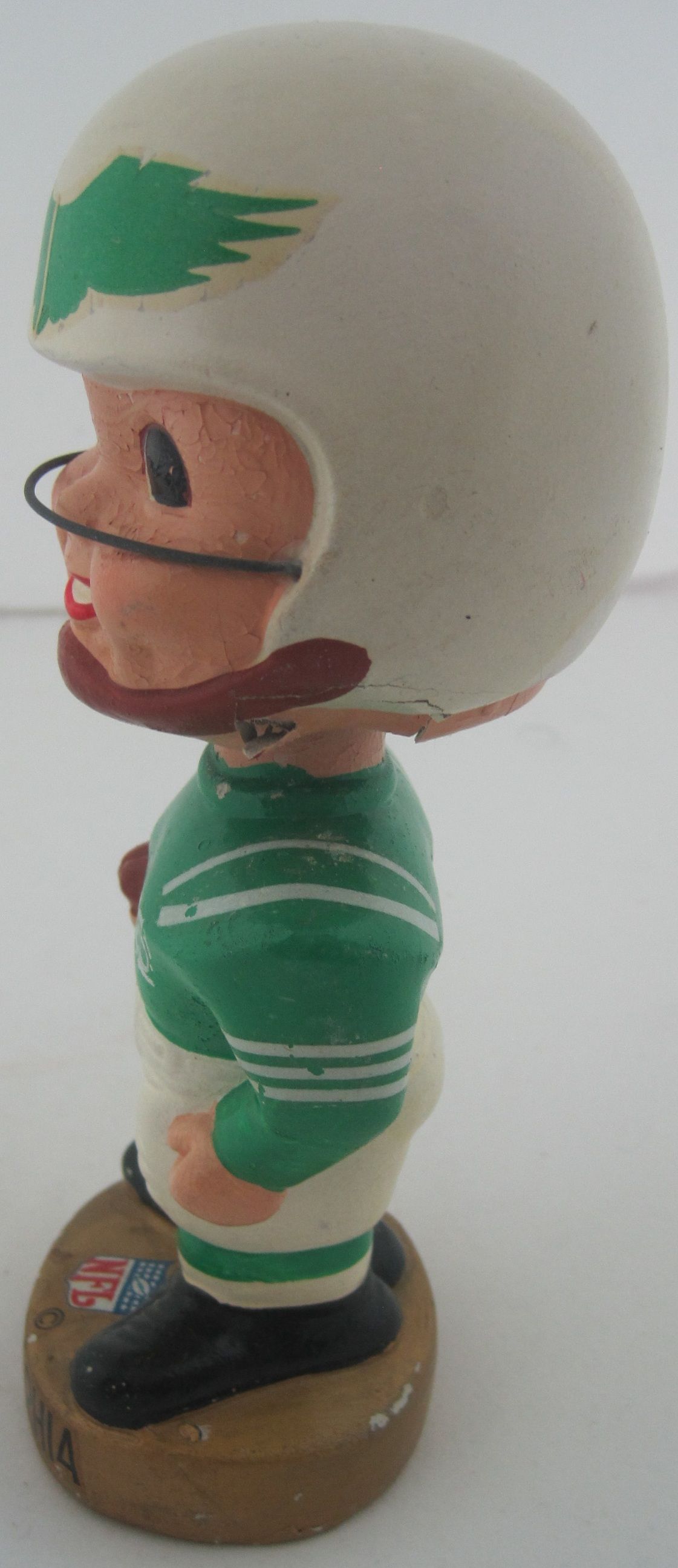 Philadelphia Eagles Toes Up 1962 Vintage Bobblehead Extremely Scarce Black  Face Nodder - Vintage Nodders