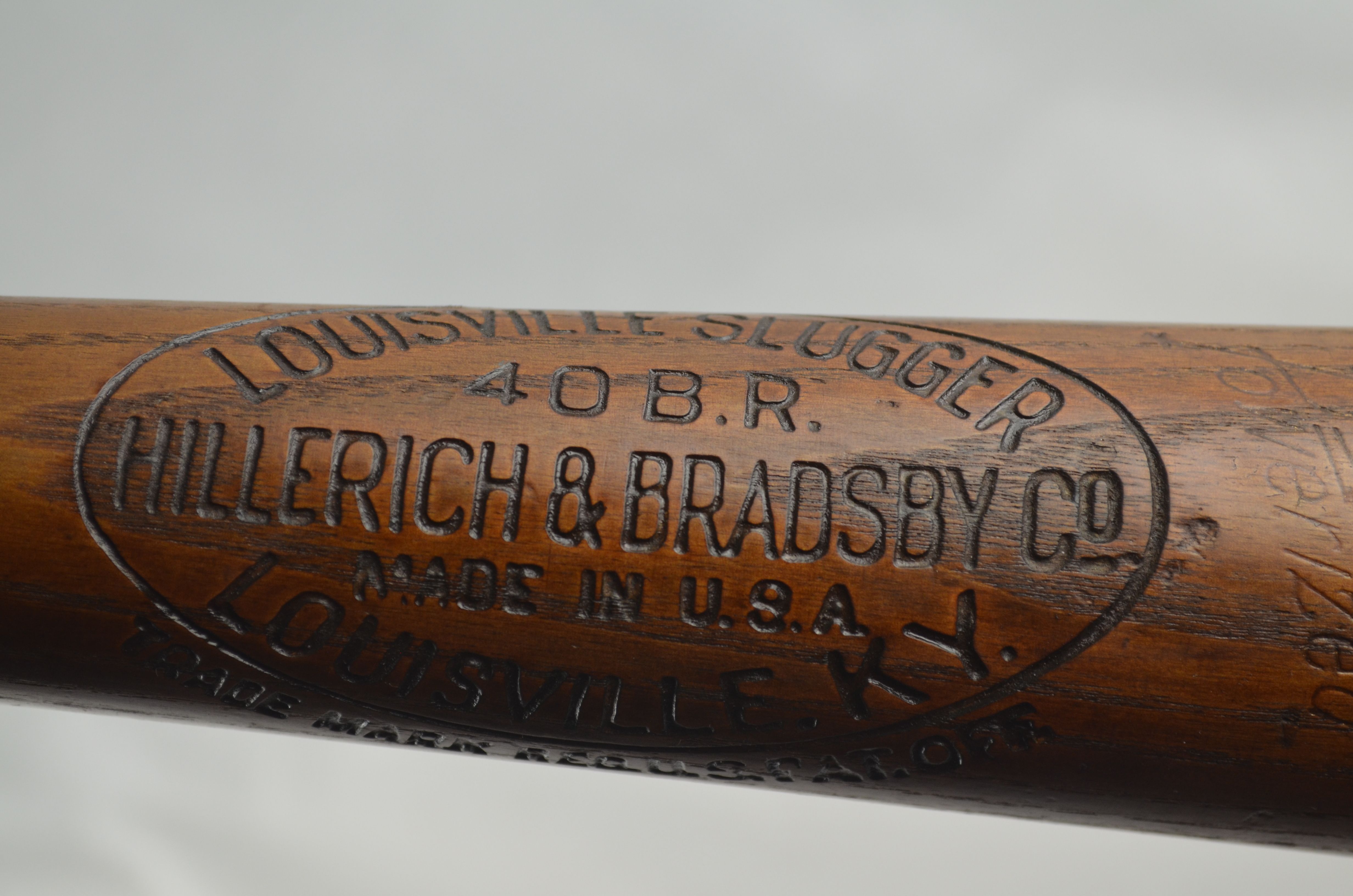 Babe Ruth Signed Louisville Slugger 40 Br Bat