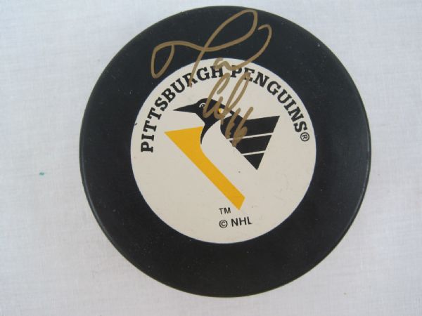 Mario Lemieux Autographed Pittsburgh Penguins Puck