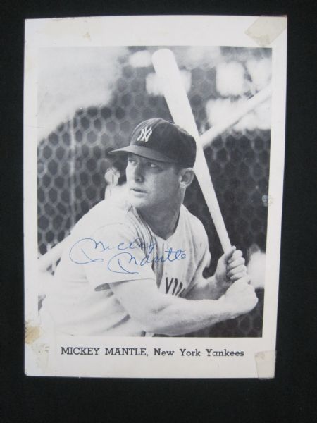 Mickey Mantle Autographed Vintage Black & White Photo